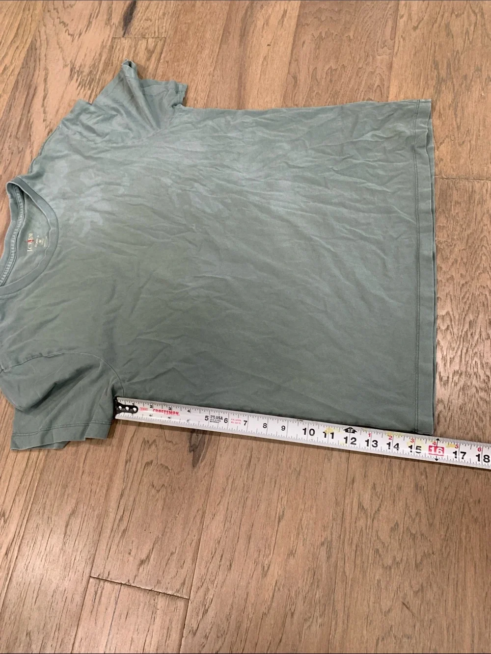 J. Crew Short-Sleeve Broken-In Tee Classic Fit Size Medium